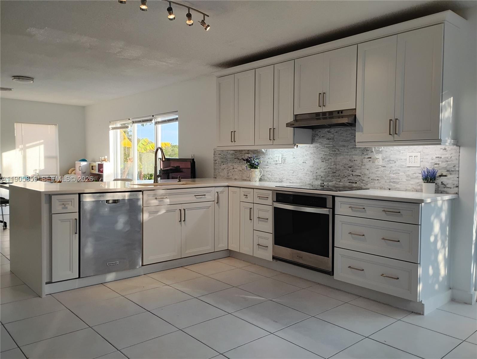 7515 SW 164th Court, Miami, FL 33193 photo 12