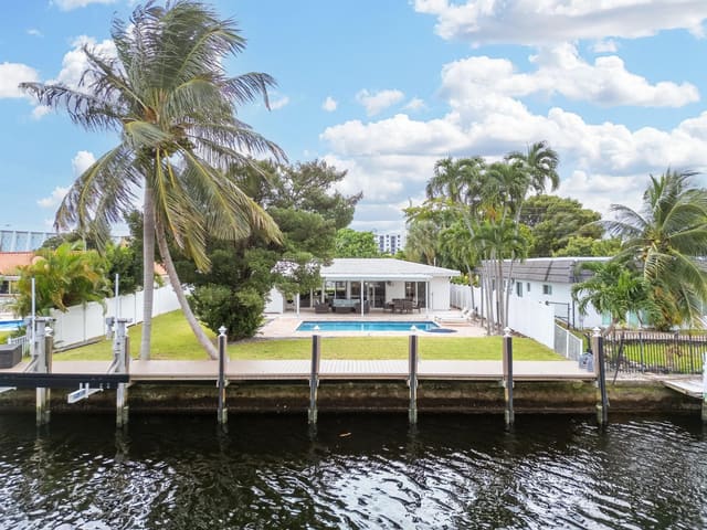 2031 NE 14th Court, Fort Lauderdale, FL 33304