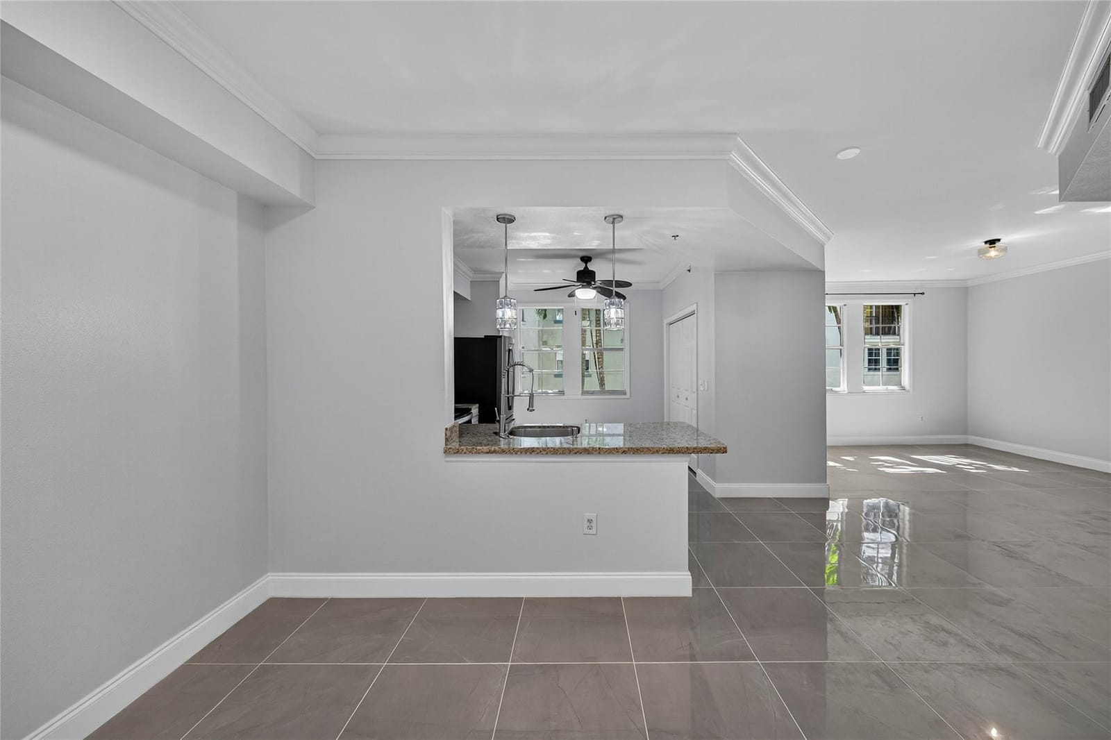 533 NE 3rd Avenue 221, Fort Lauderdale, FL 33301 photo 20