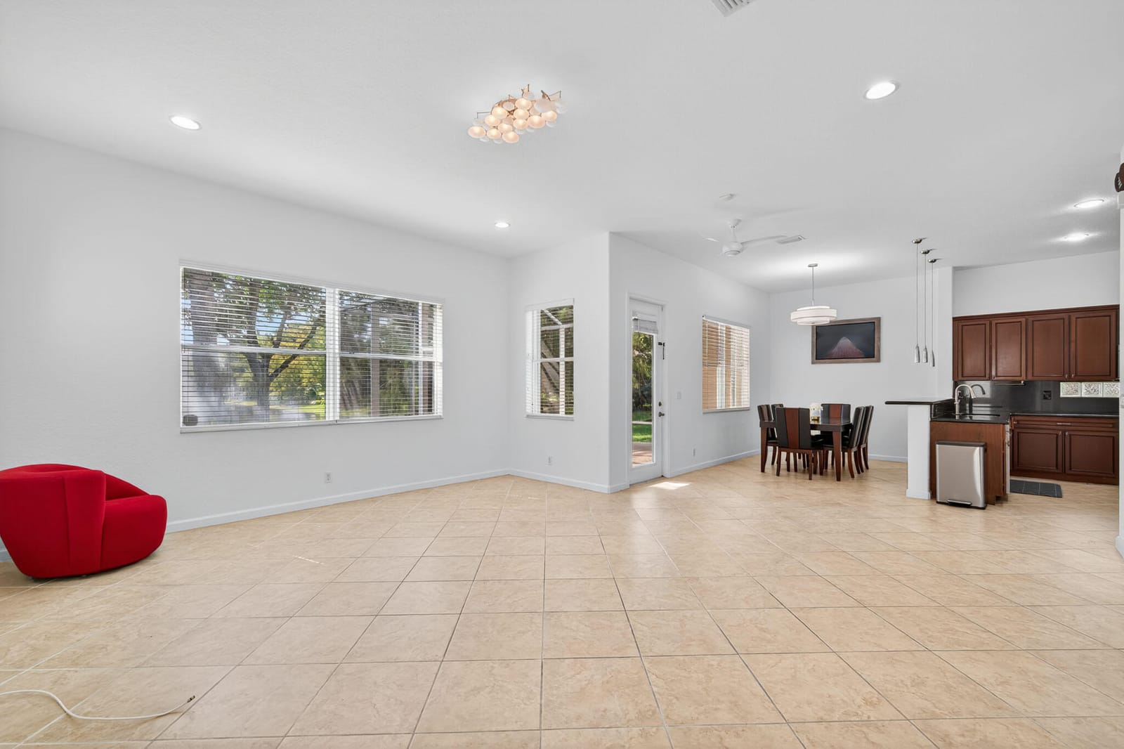 1070 Grove Park Circle, Boynton Beach, FL 33436 photo 8
