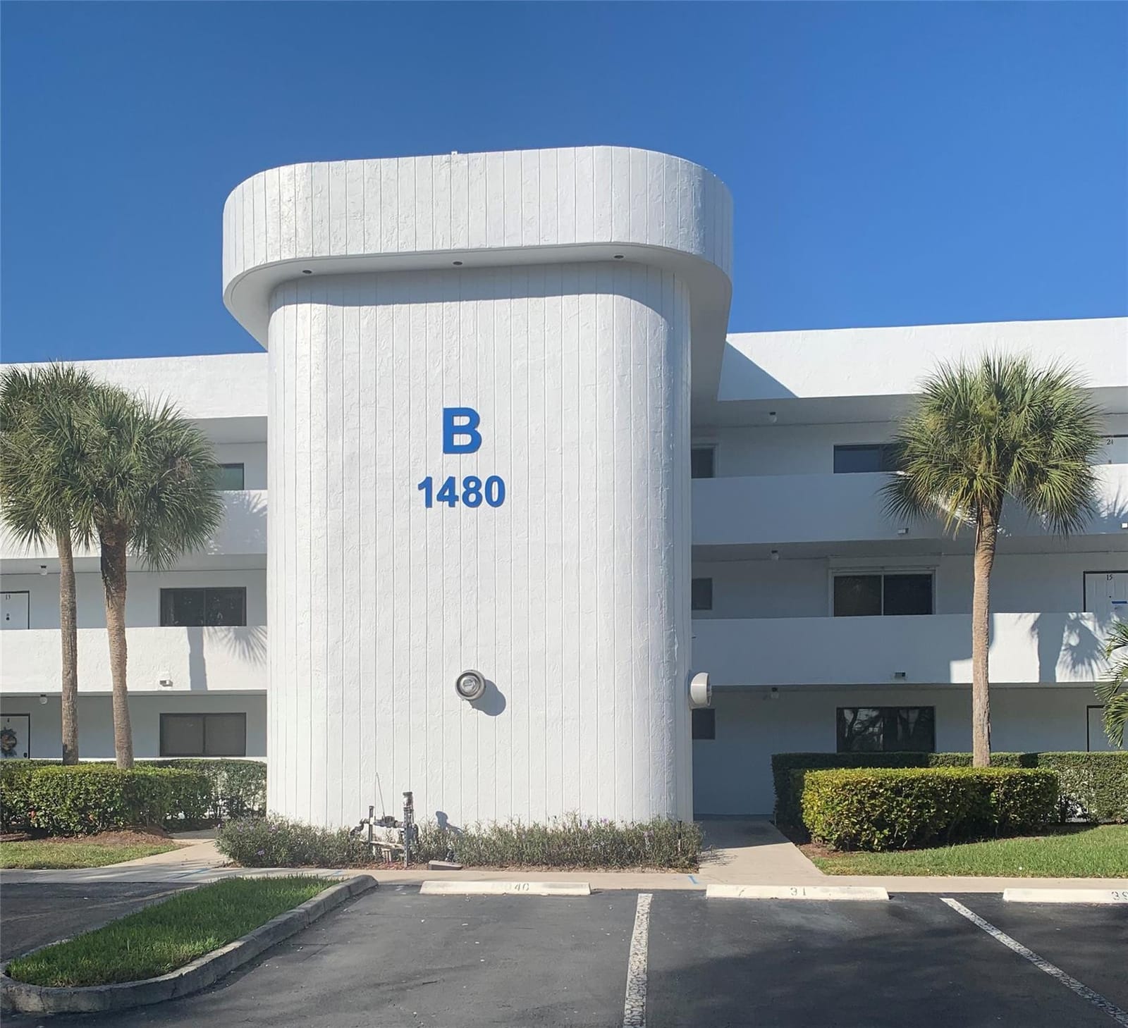 1480 Sheridan 4B, Hollywood, FL 33020