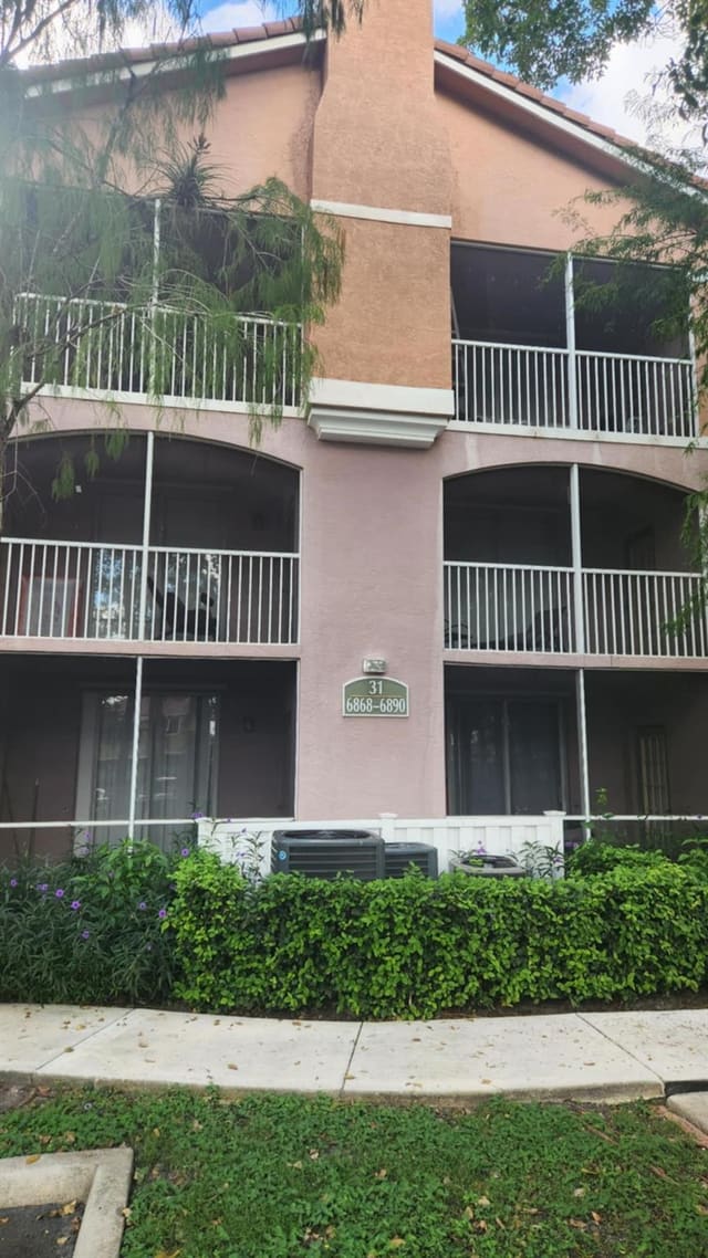 6884 W Sample Road 6884, Coral Springs, FL 33067