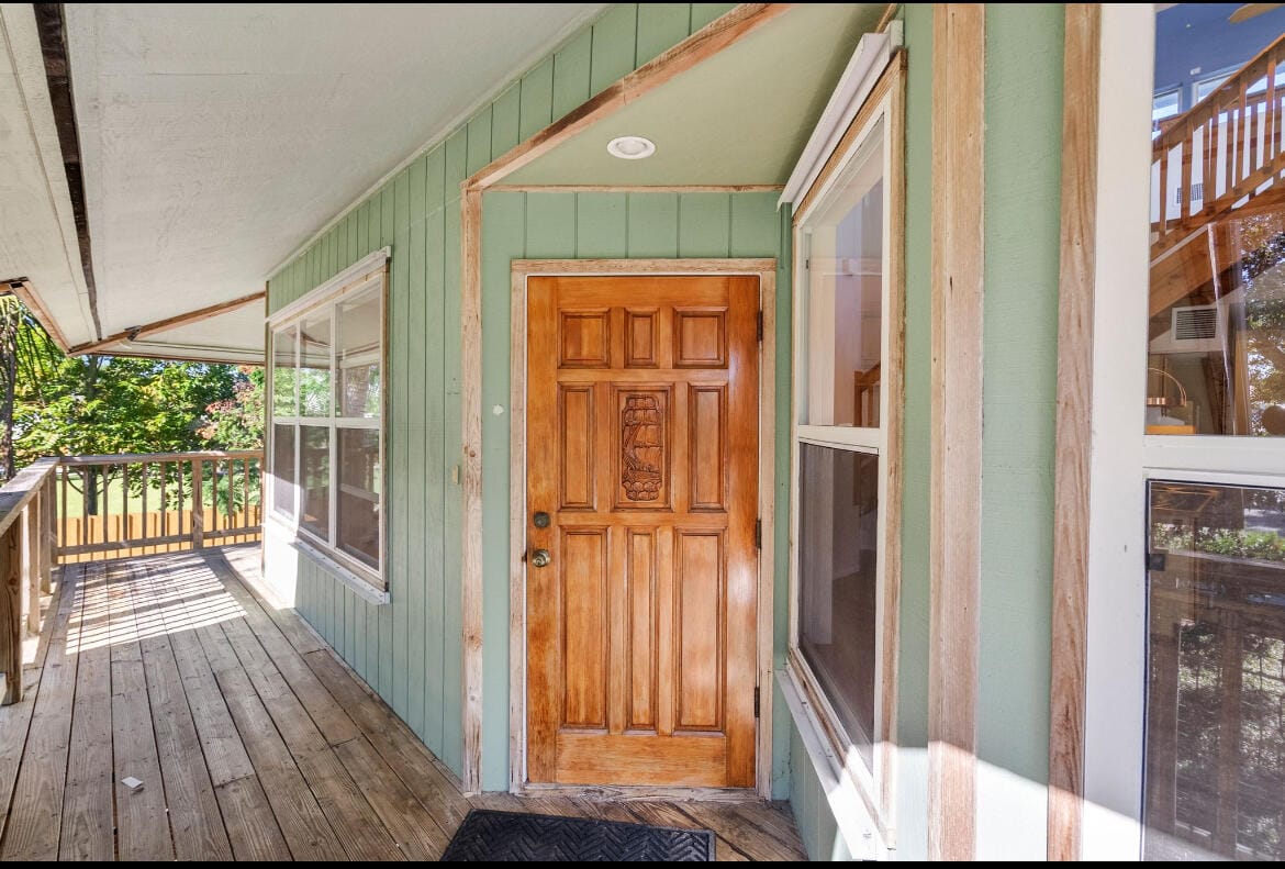 5065 SE Orange Street SE, Stuart, FL 34997 photo 2