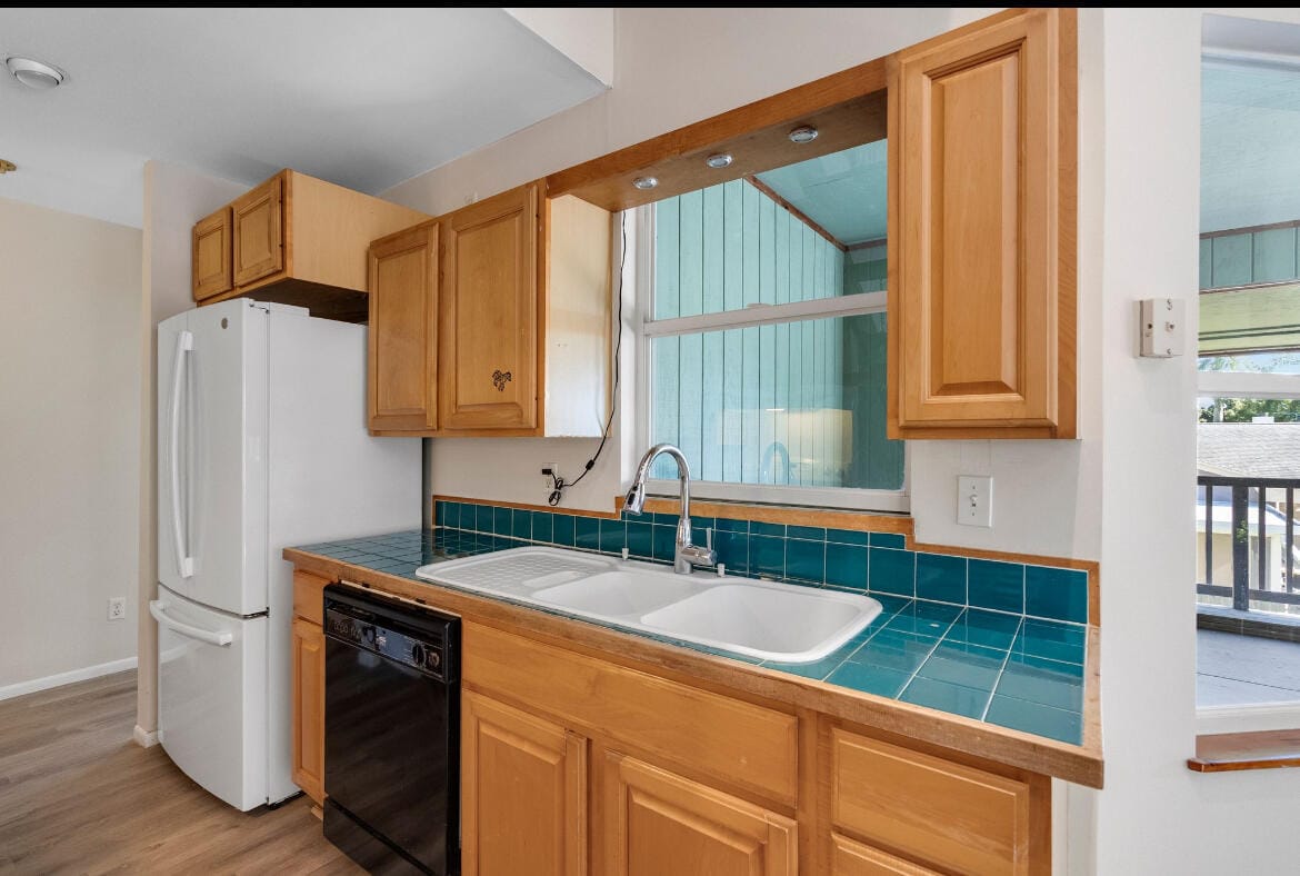 5065 SE Orange Street SE, Stuart, FL 34997 photo 10