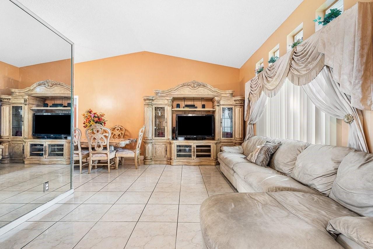 9861 NW 28th Place — photo 3