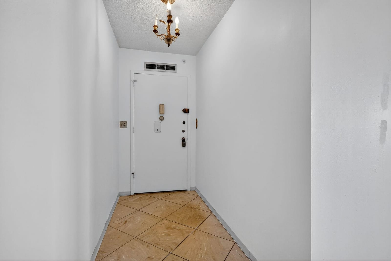 2750 NE 183rd Street 911 — photo 10