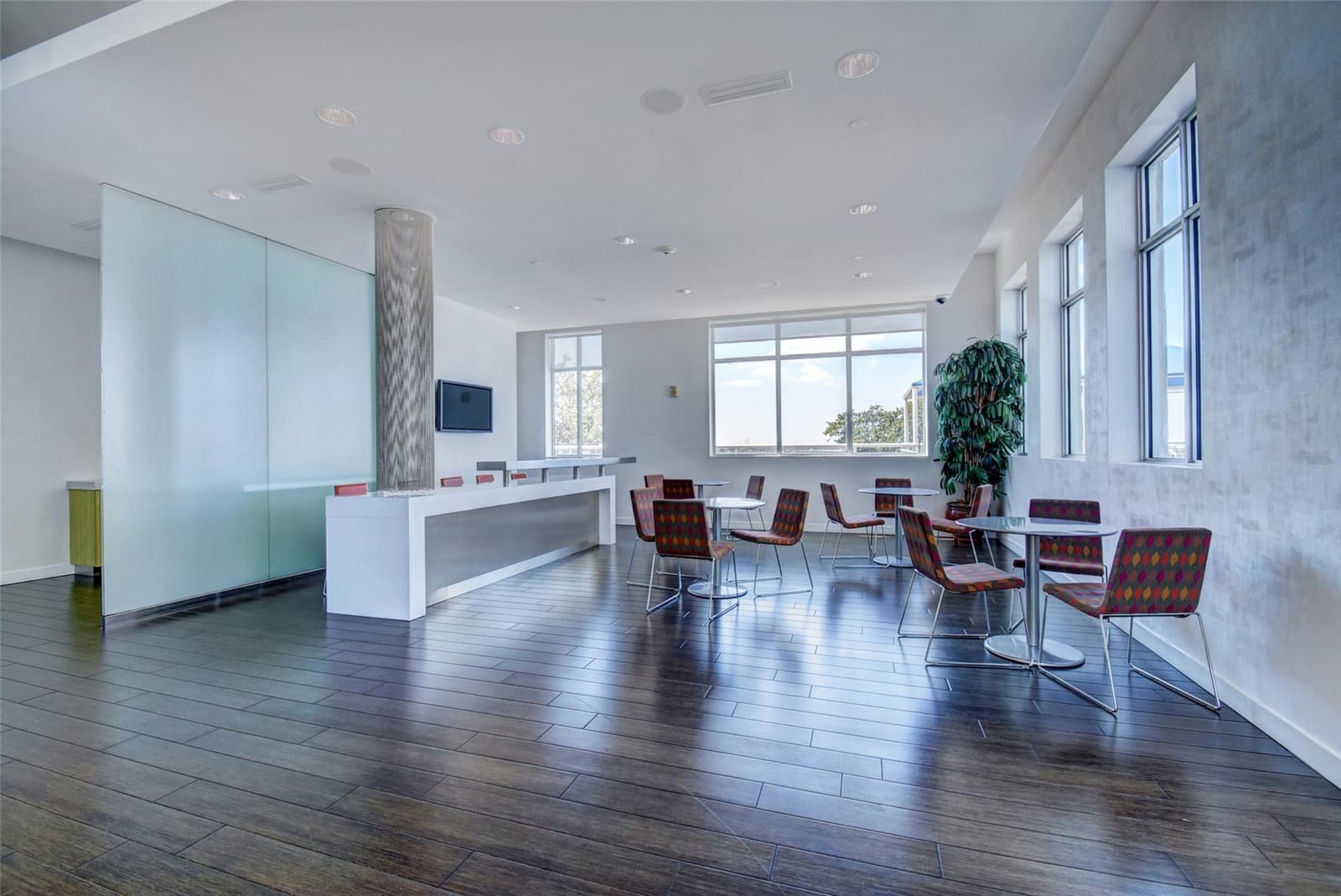 300 S Australian Avenue 906, West Palm Beach, FL 33401 photo 24