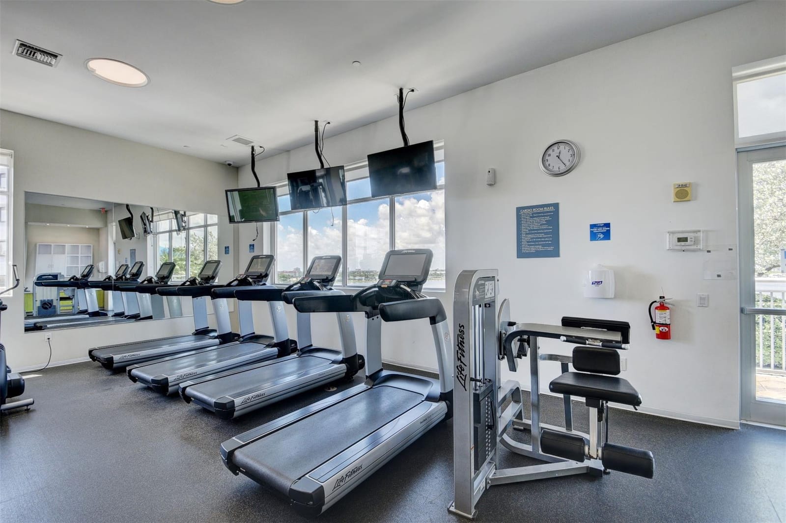 300 S Australian Avenue 906, West Palm Beach, FL 33401 photo 29