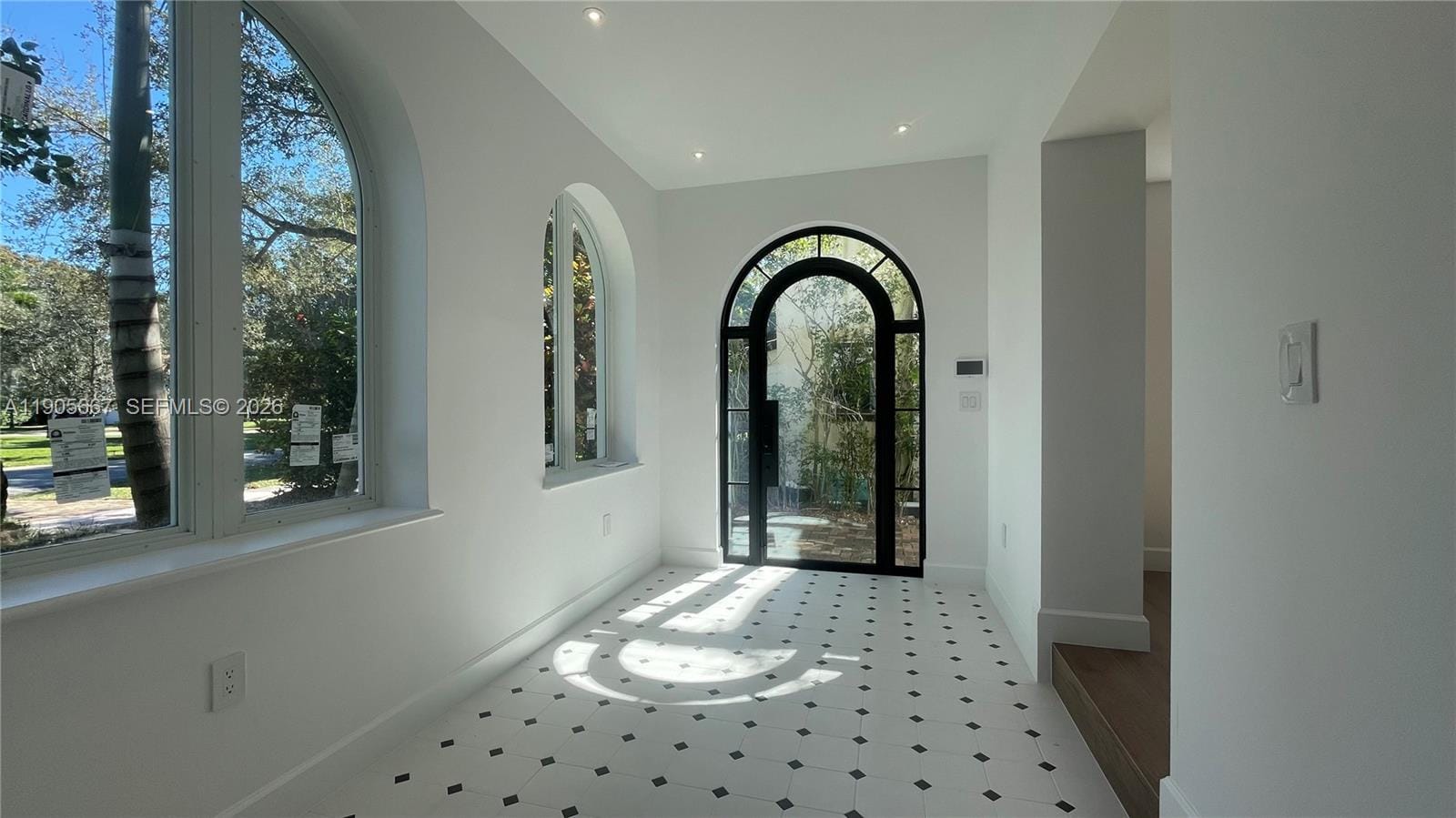 4100 Monserrate Street — photo 11
