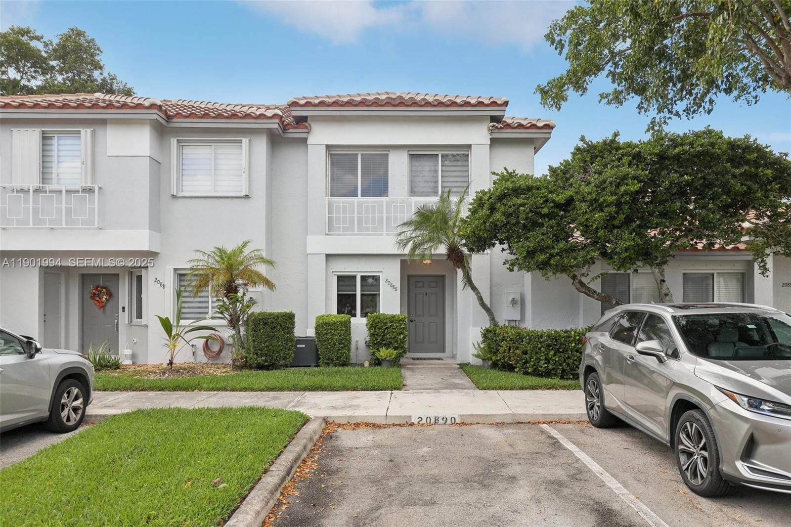 20888 NW 1st Street, Pembroke Pines, FL 33029