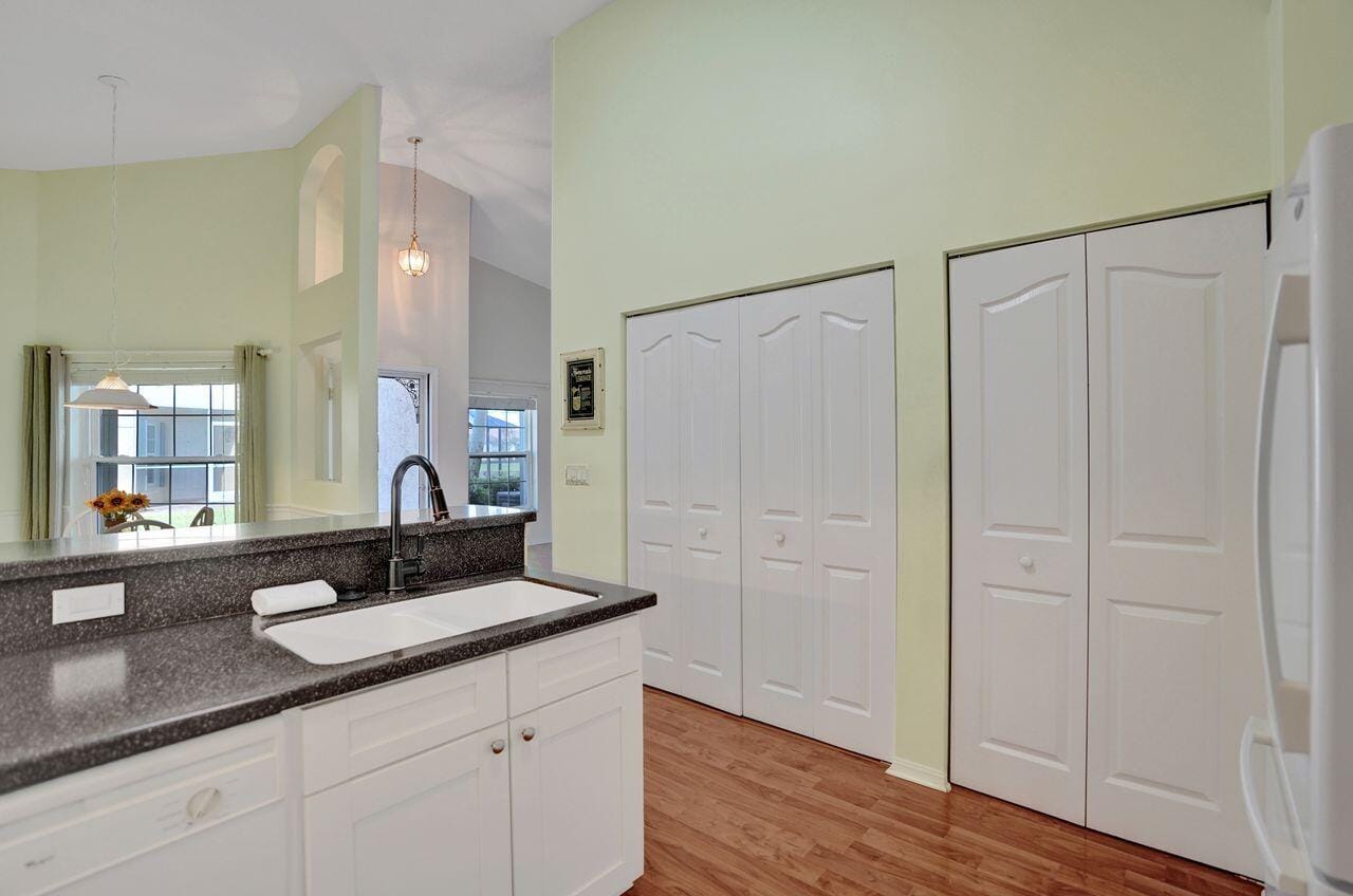 2084 Stonington Terrace, West Palm Beach, FL 33411 photo 14
