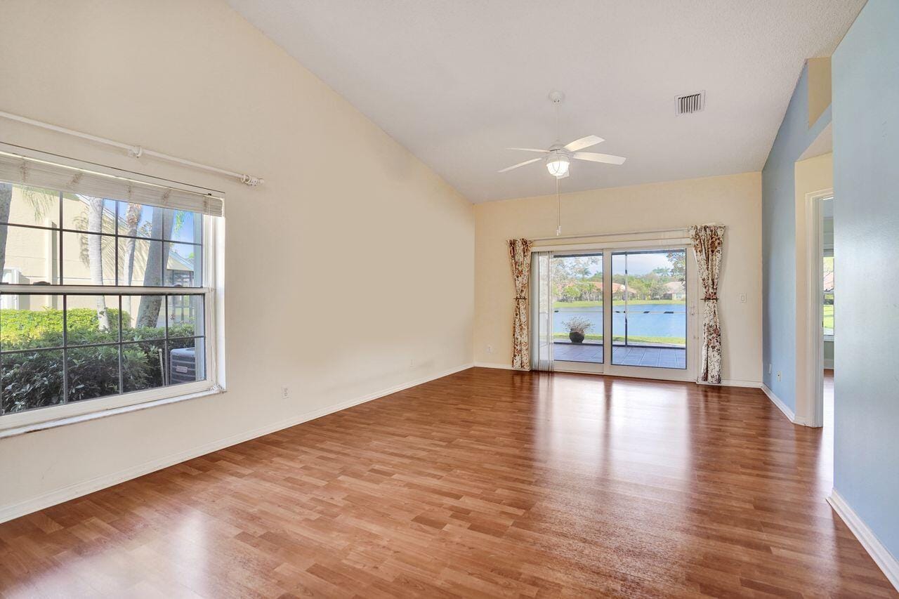 2084 Stonington Terrace, West Palm Beach, FL 33411 photo 16