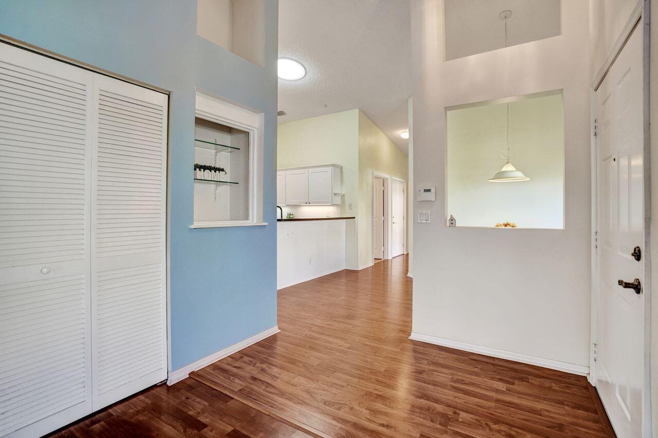2084 Stonington Terrace, West Palm Beach, FL 33411 photo 6