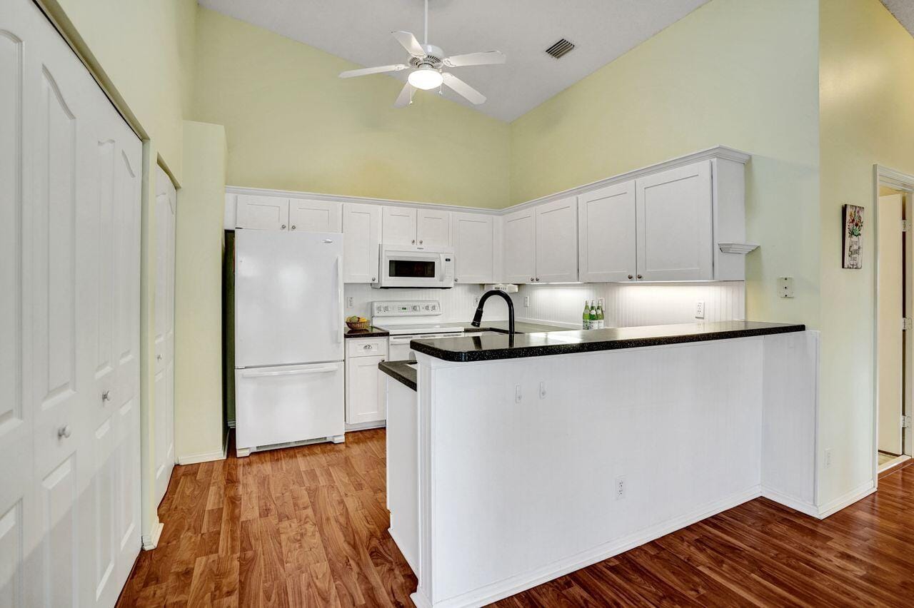 2084 Stonington Terrace, West Palm Beach, FL 33411 photo 7