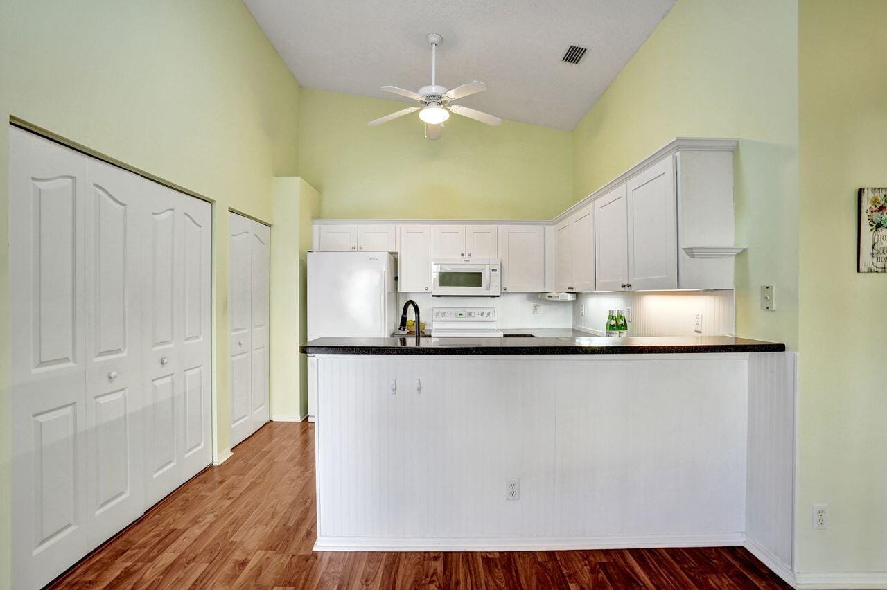2084 Stonington Terrace, West Palm Beach, FL 33411 photo 10