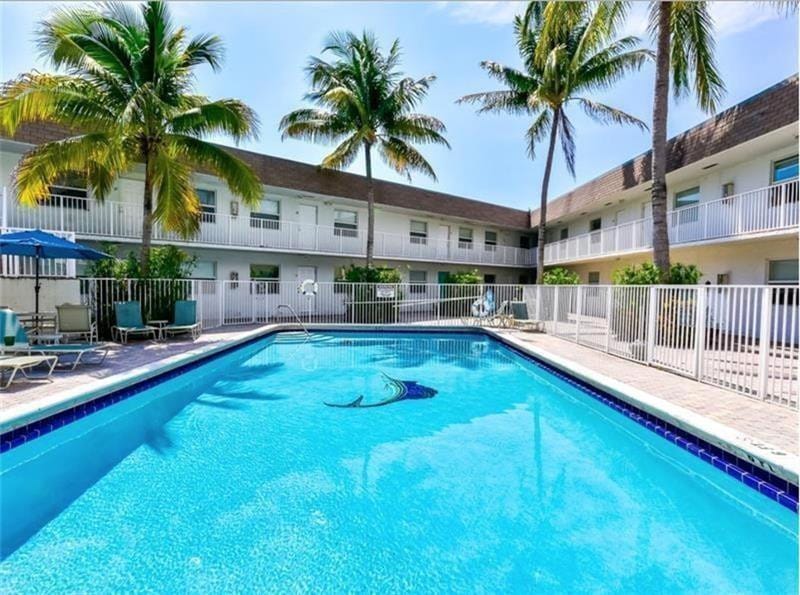 1470 N Dixie Highway 23, Fort Lauderdale, FL 33304