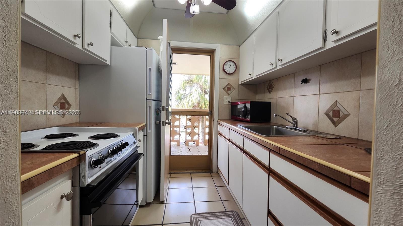 16901 NE 13th Avenue 306, Miami, FL 33162 photo 5