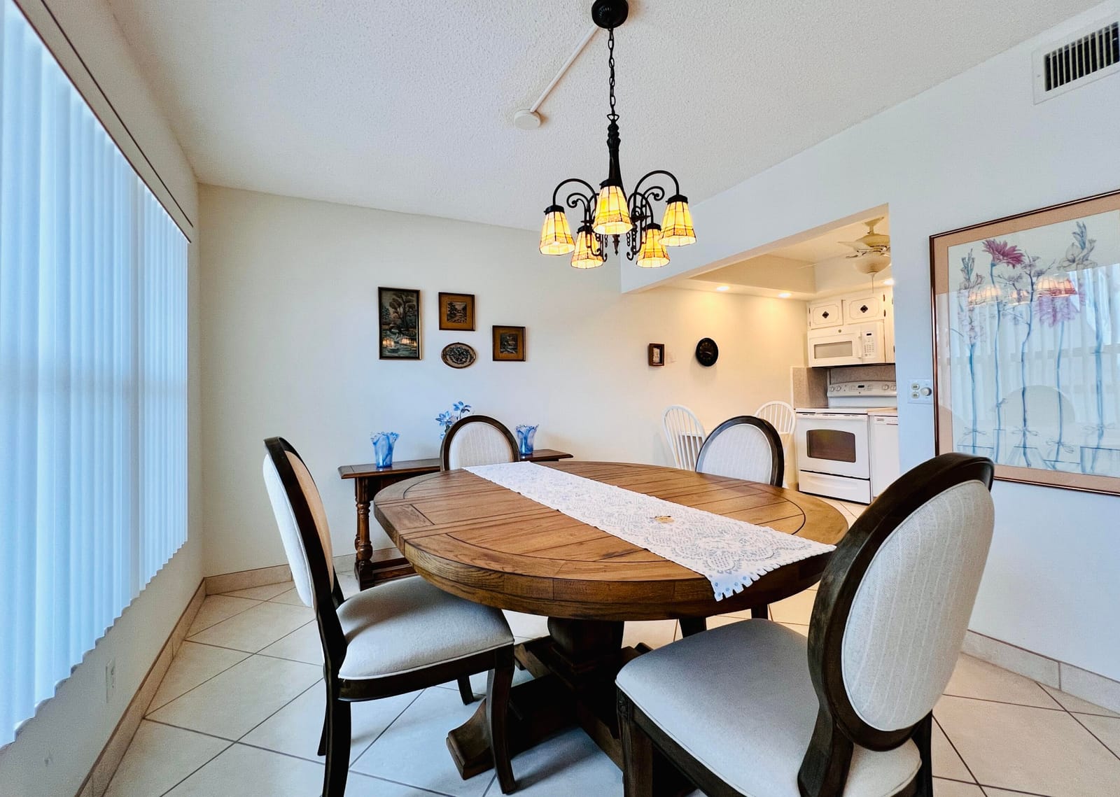 213 Wellington D — photo 4