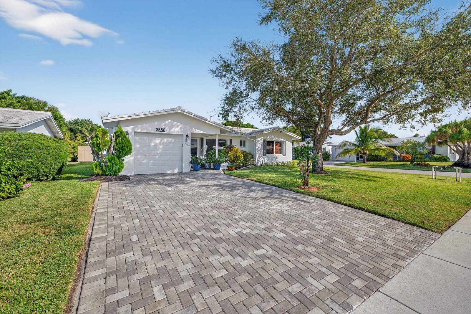 2550 E Golf Boulevard — photo 3