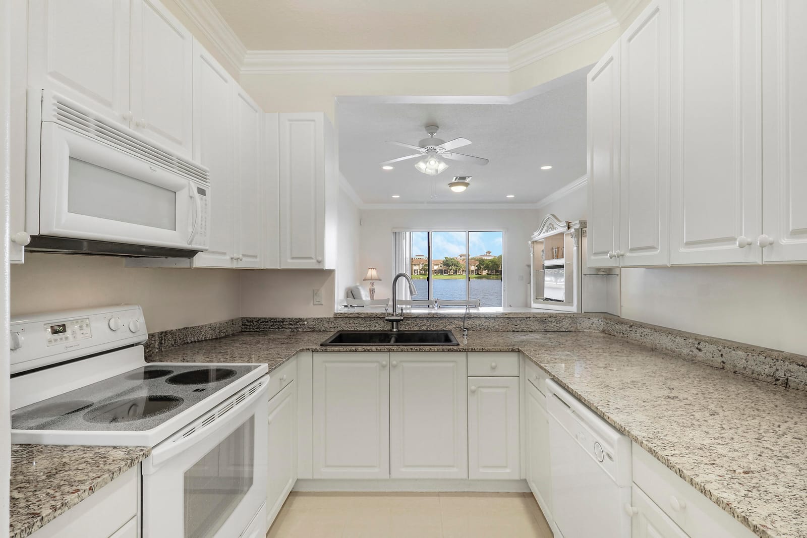 3532 Parkside Drive — photo 11