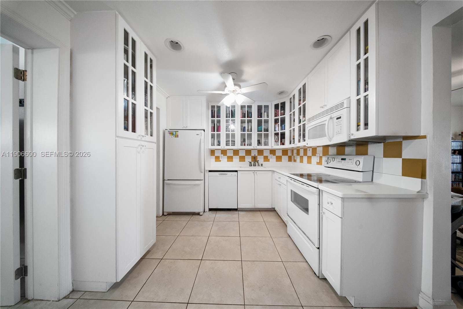 9426 SW 52nd Street — photo 7