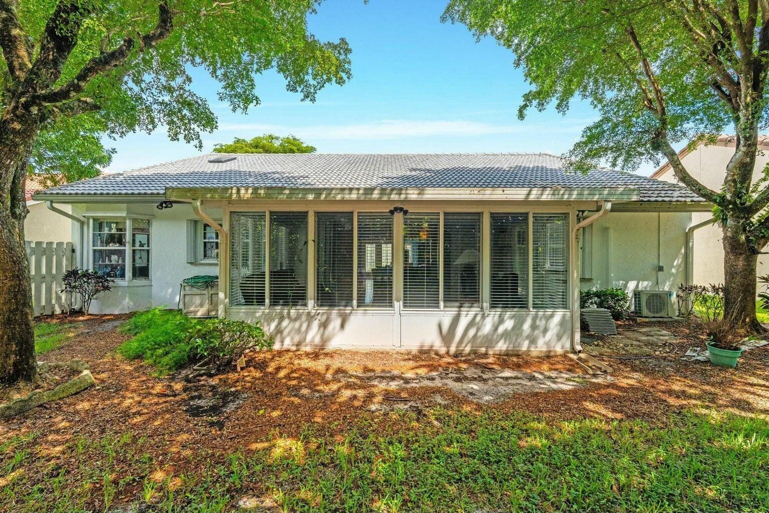8261 Lake Cypress Road — photo 2