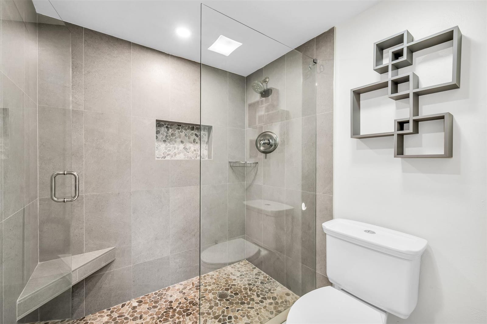 1703 Andros Isle G4 — photo 12