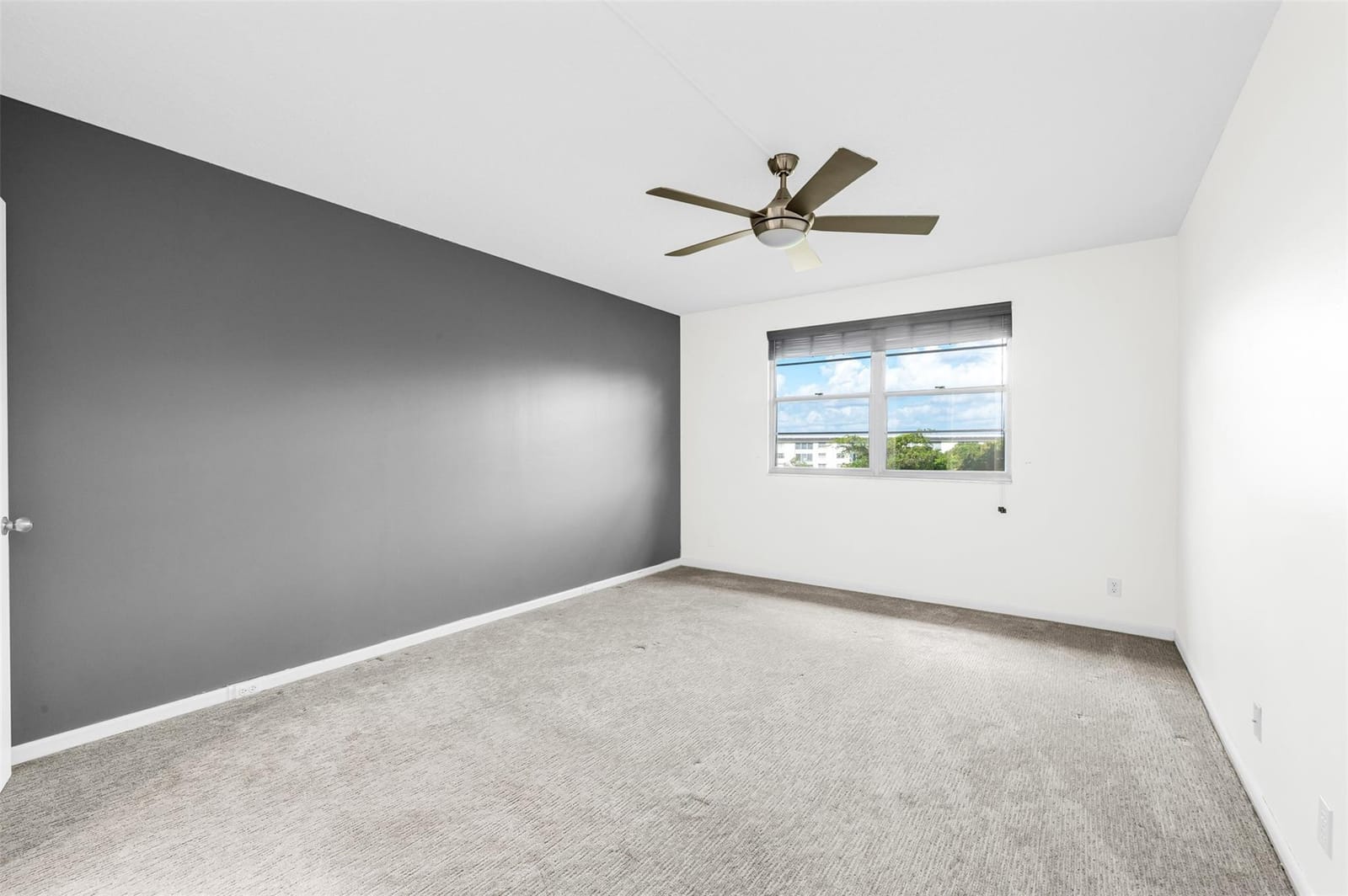 1703 Andros Isle G4 — photo 8