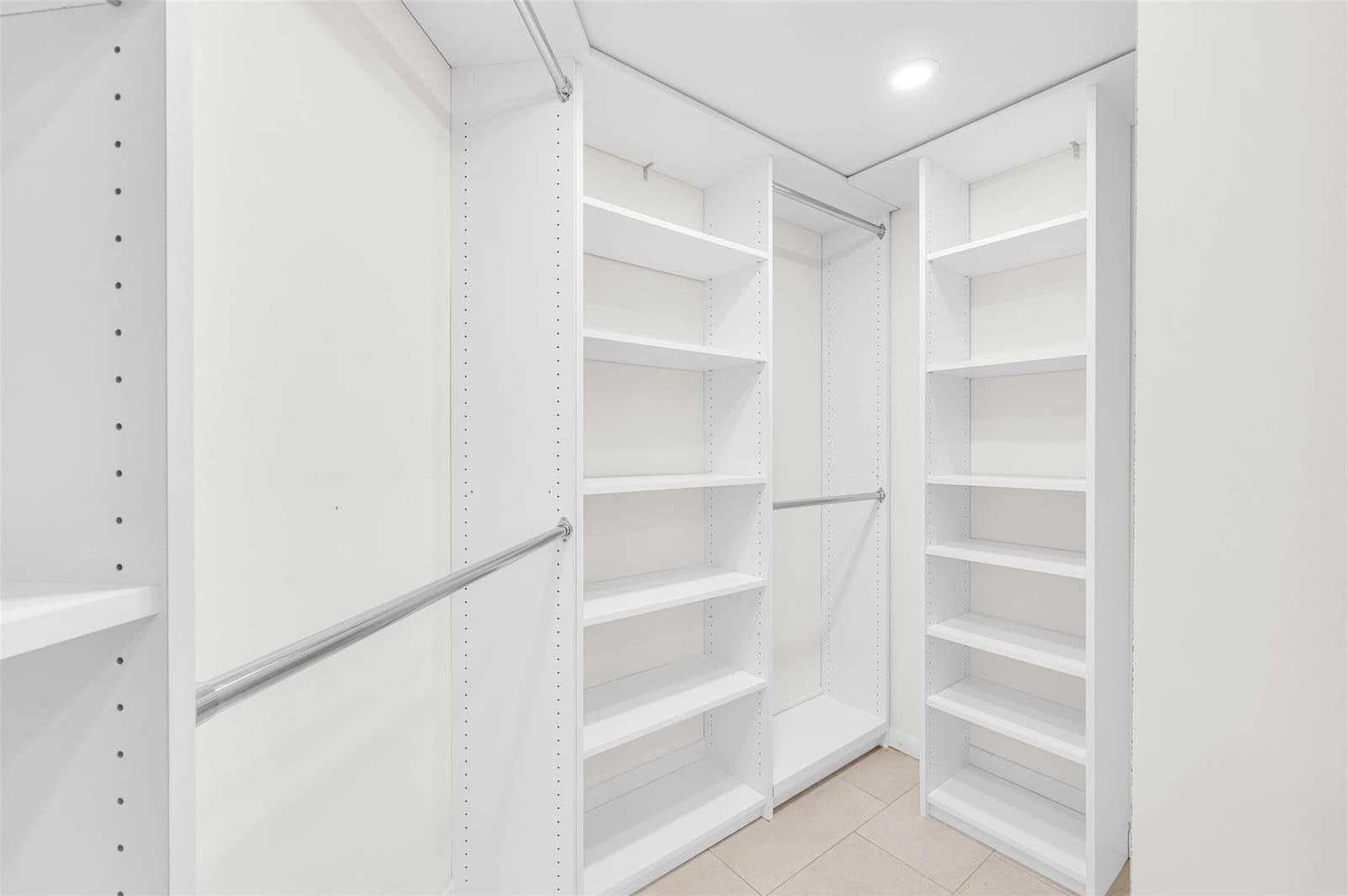 1703 Andros Isle G4 — photo 10