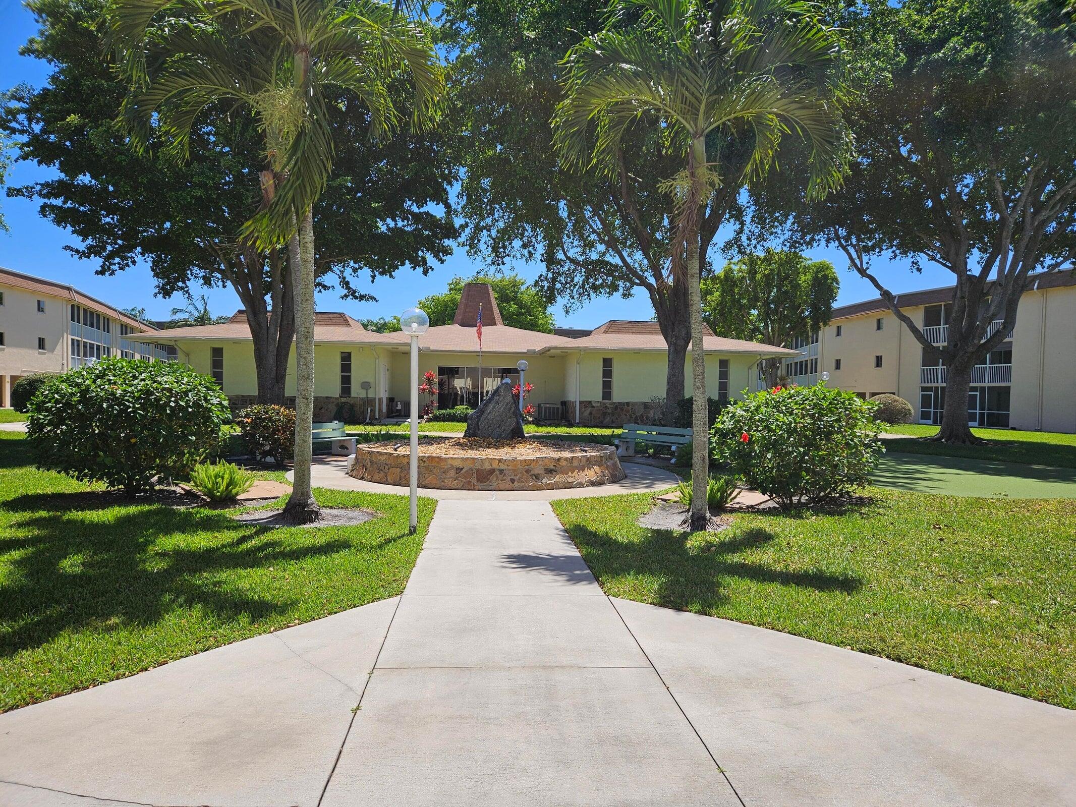 400 Village Green Circle W 202, Palm Springs, FL 33461, Palm Springs