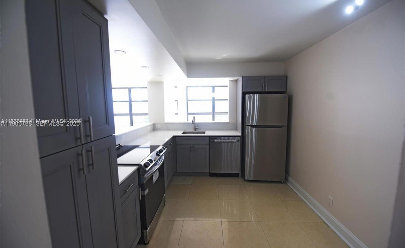 200 Leslie Drive 1124 — photo 7