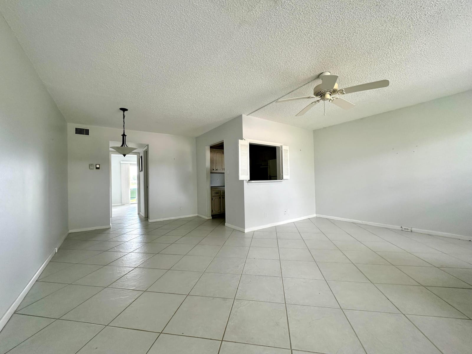 359 Chatham R — photo 3