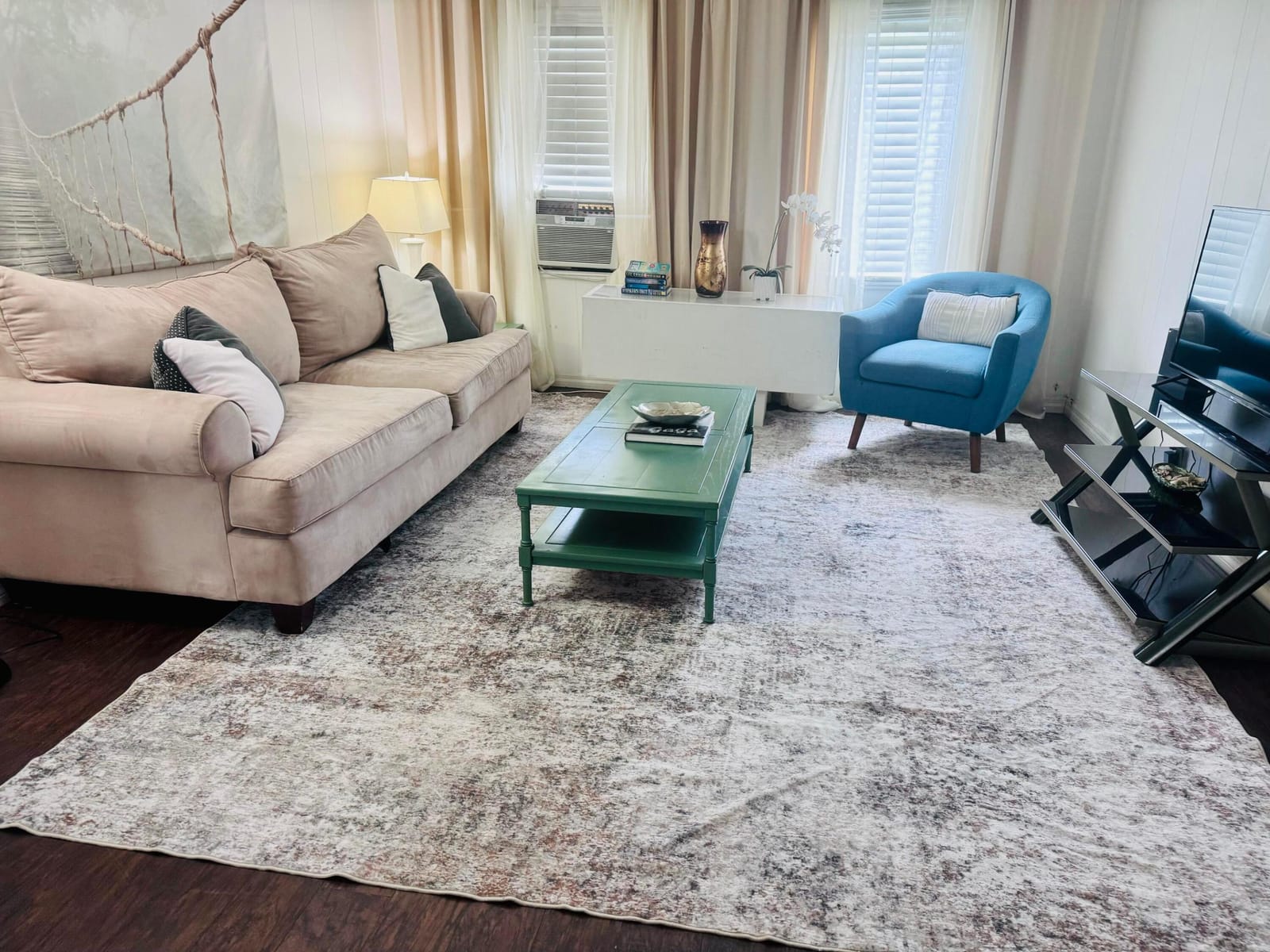 204 S M Street Upstairs Unit — photo 3