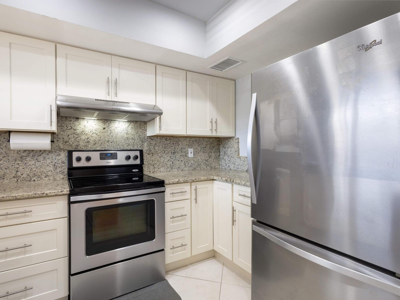 701 NE Harbour Terrace 2140 — photo 12