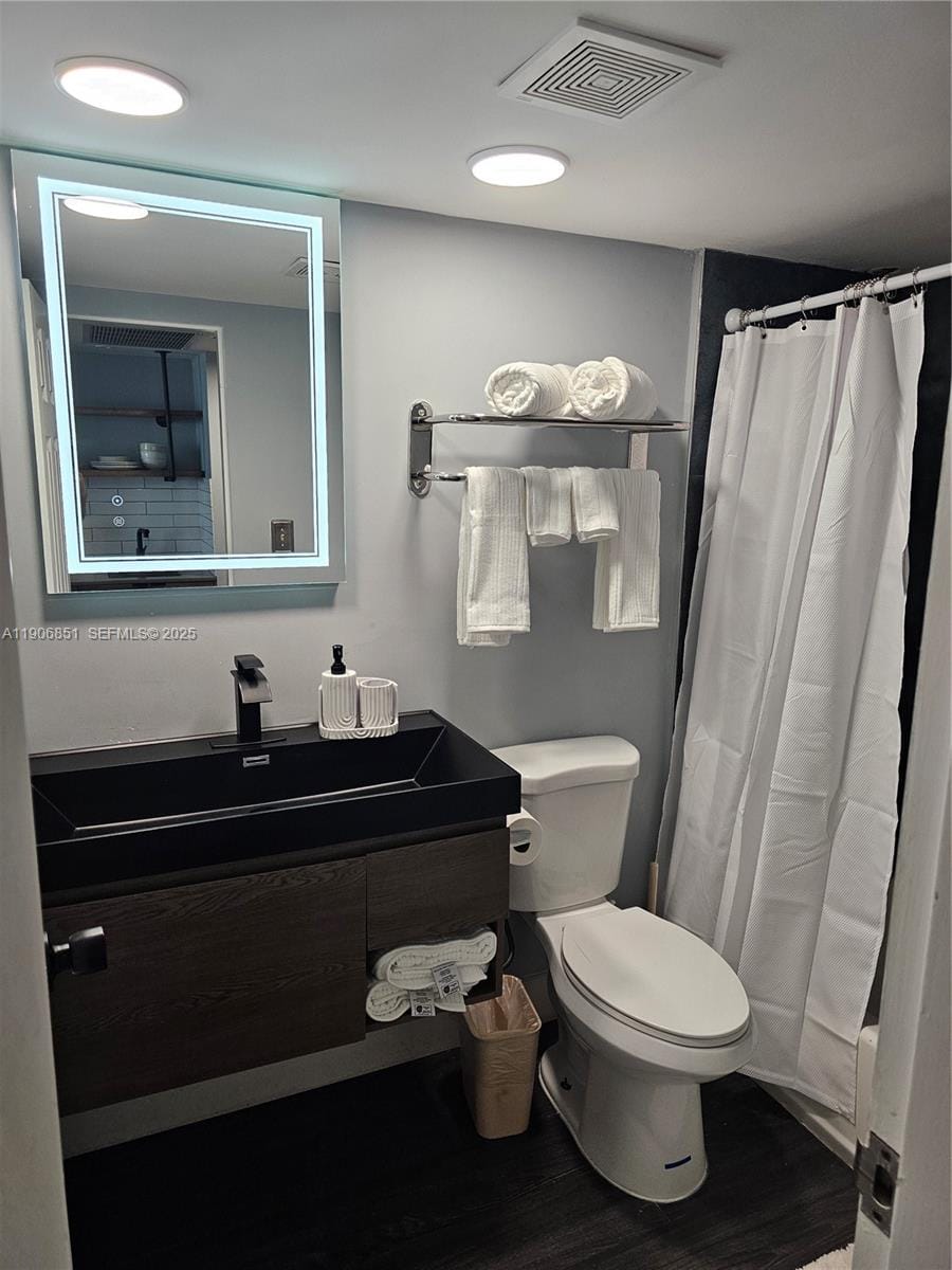 19201 Collins Avenue 324, Sunny Isles Beach, FL 33160 photo 3