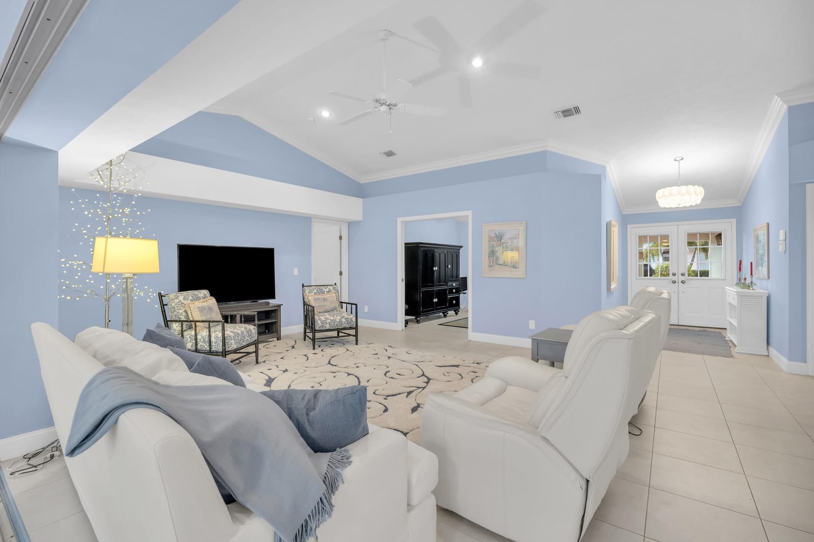 8216 SE Governors Way — photo 11