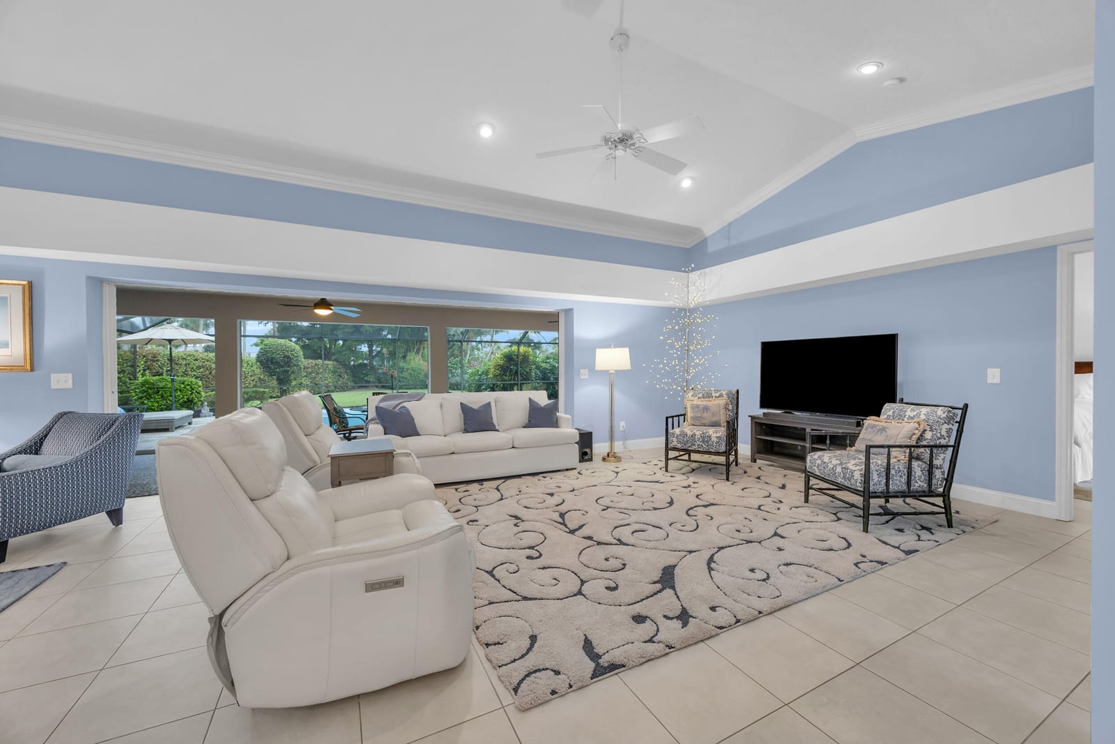 8216 SE Governors Way — photo 9