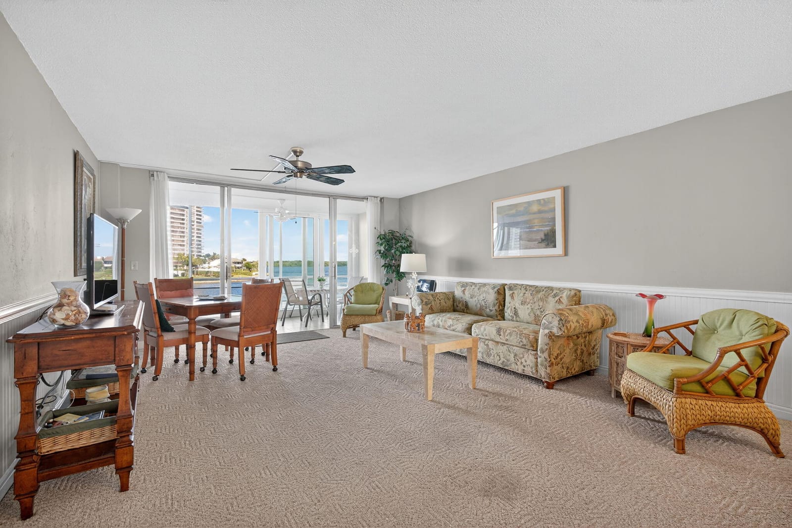 36 Yacht Club Drive 307 — photo 4