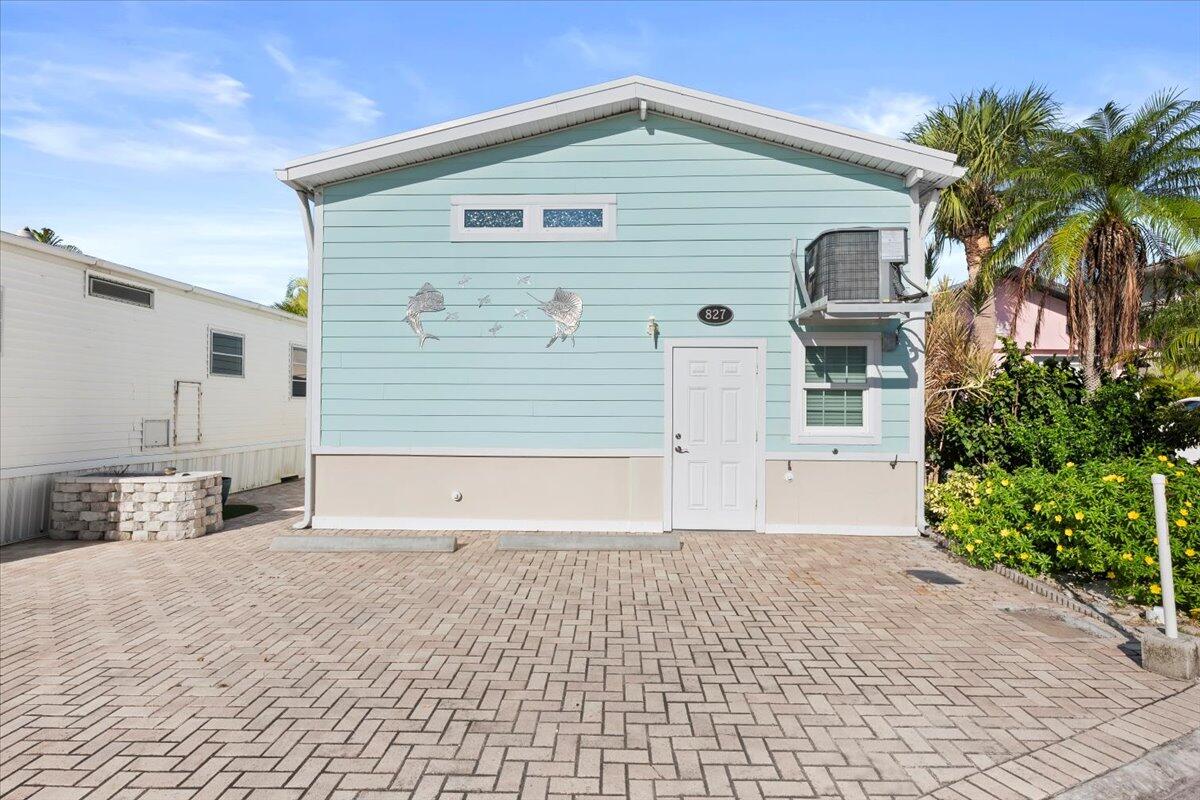 10701 S Ocean Drive 827 — photo 2