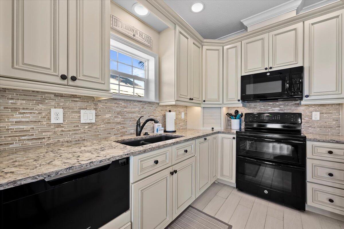 10701 S Ocean Drive 827, Jensen Beach, FL 34957 photo 21