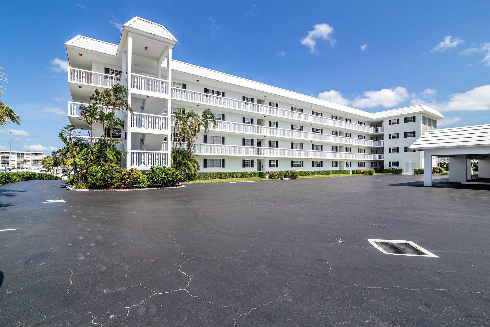 907 Marina Drive 402, North Palm Beach, FL 33408 photo 23