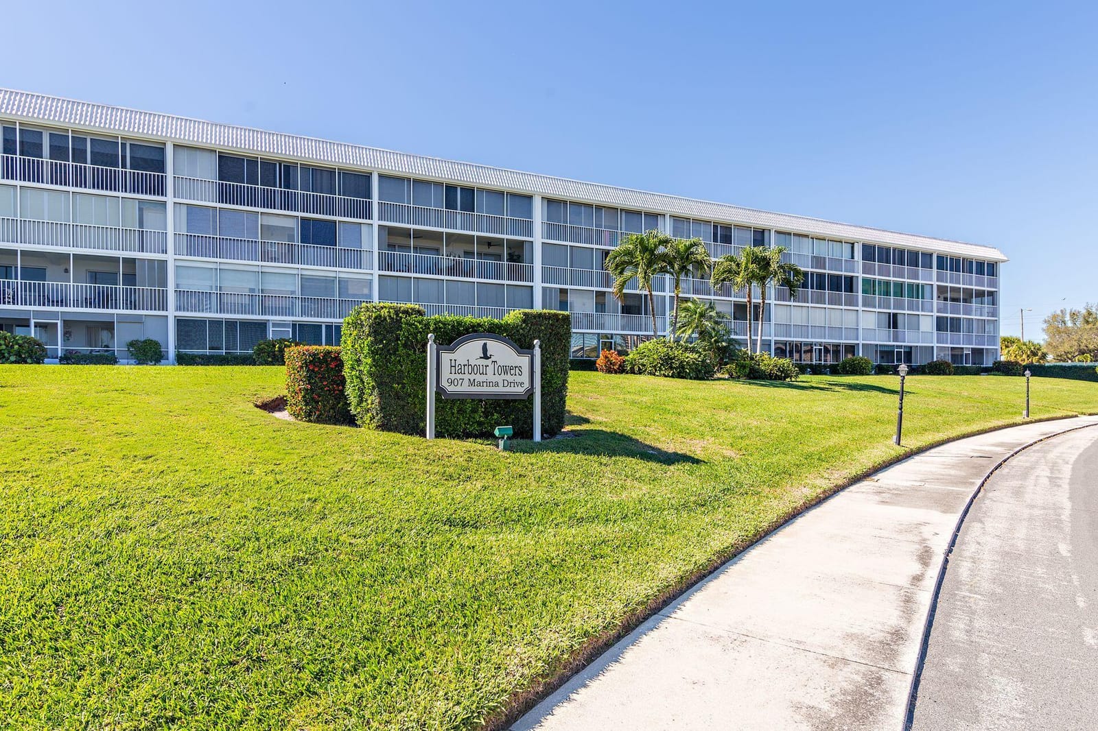 907 Marina Drive 402, North Palm Beach, FL 33408 photo 26