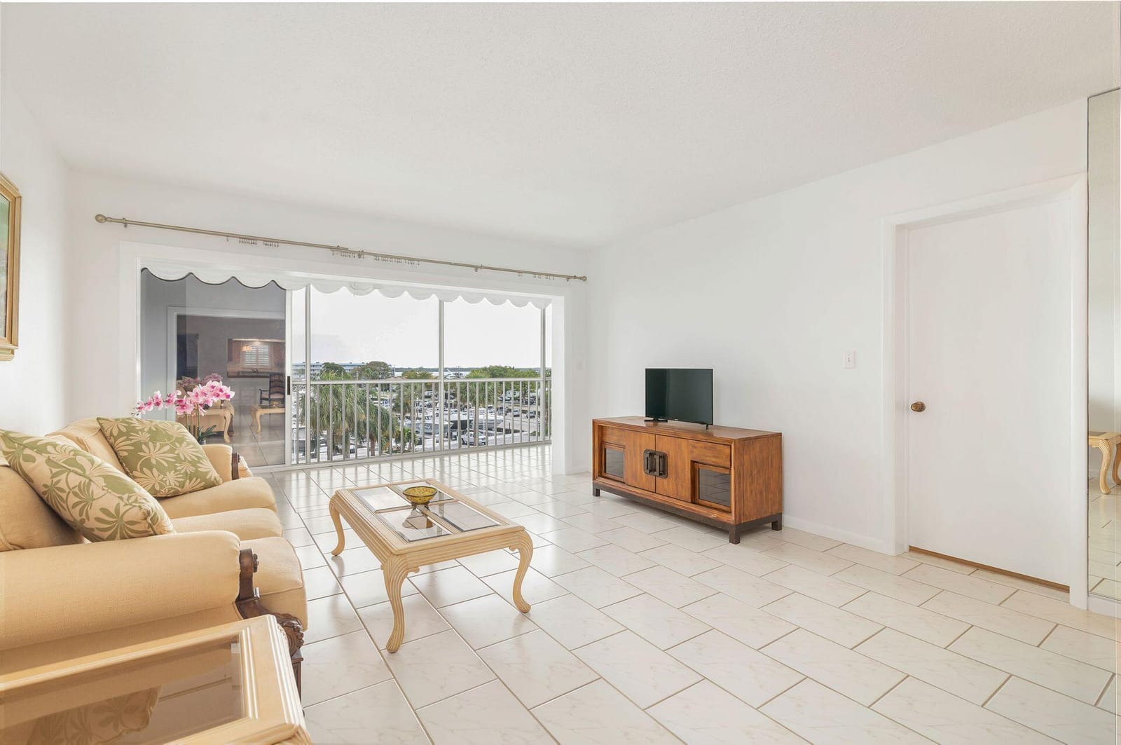 907 Marina Drive 402 — photo 10