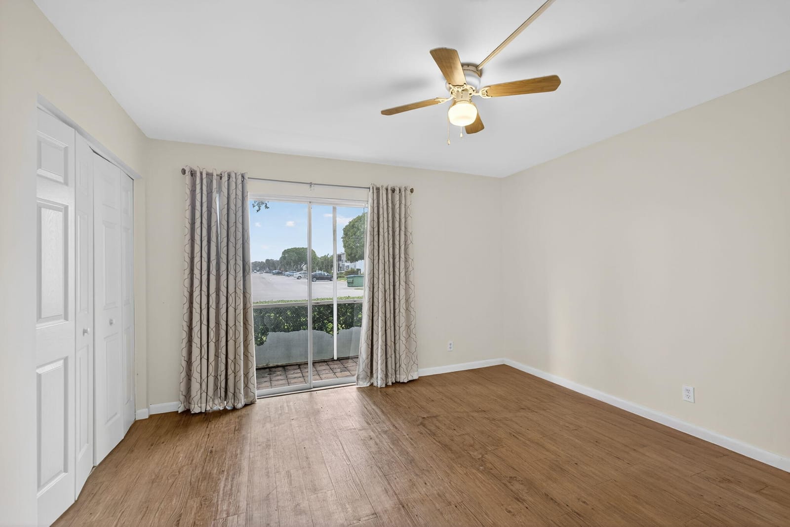 150 Coventry G, West Palm Beach, FL 33417 photo 14