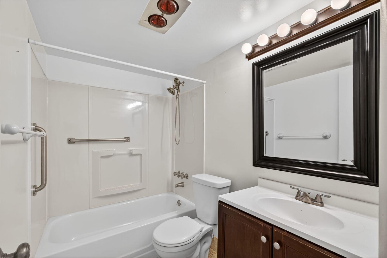 150 Coventry G, West Palm Beach, FL 33417 photo 17