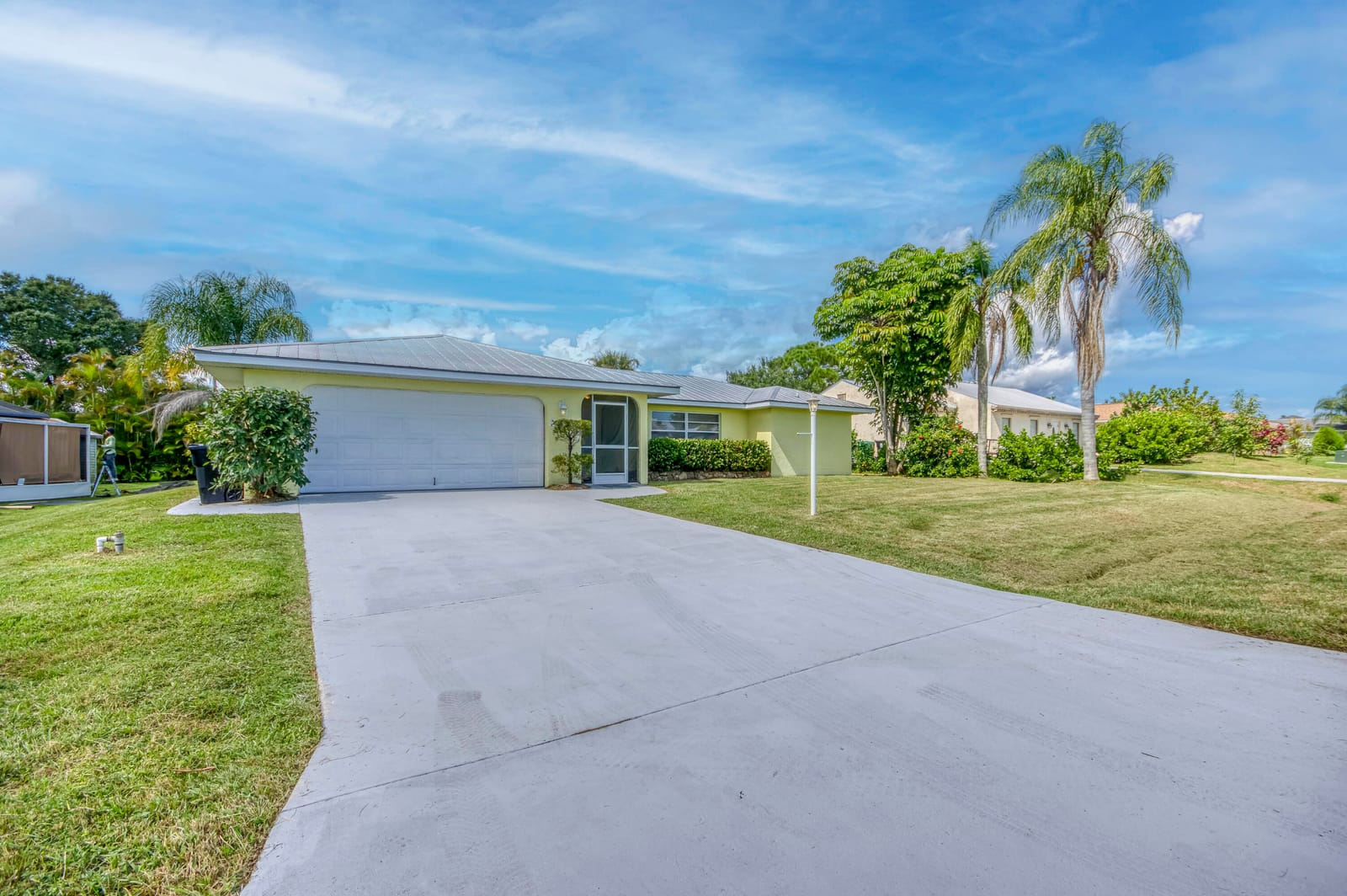 2074 SE Doverbrook Street, Port St. Lucie, FL 34983