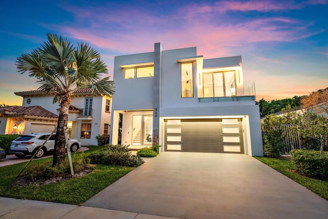 260 31st Street, sold in North Shore Terrace 3, West Palm Beach, FL