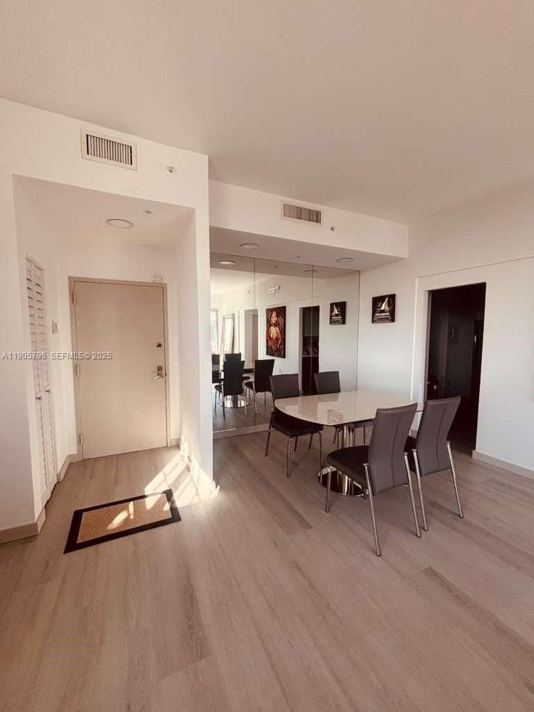 2829 Indian Creek Drive 1403 — photo 4