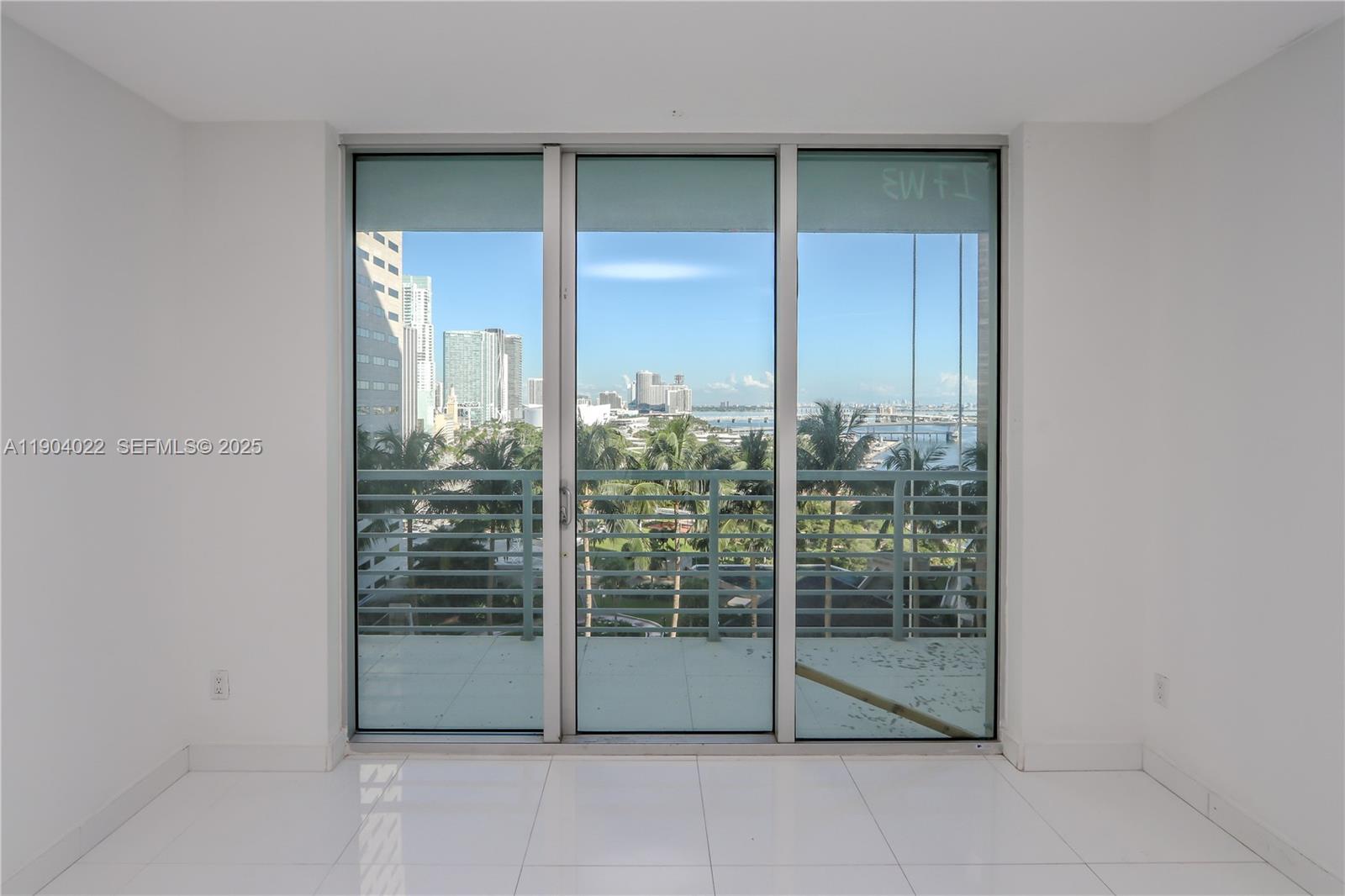 325 S Biscayne Boulevard 1722, Miami, FL 33131, Miami