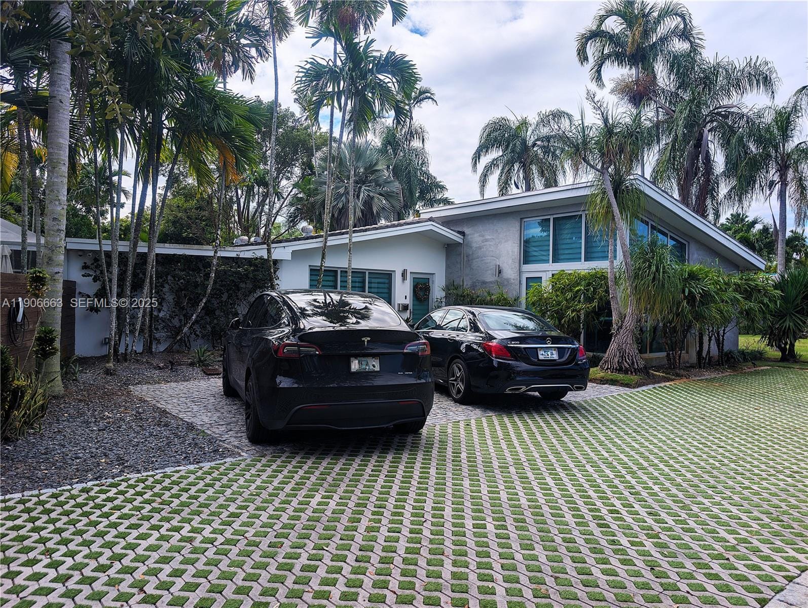 10460 SW 110th Street, Miami, FL 33176